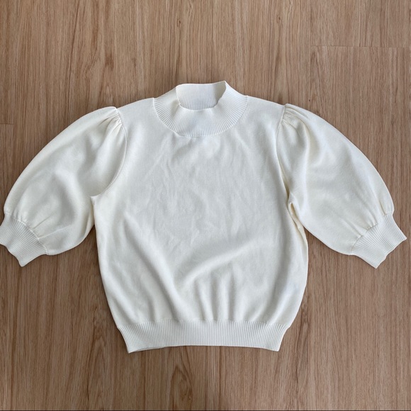 Aritzia Sweaters - Aritzia Sunday Best Sweater with Puff Sleeves